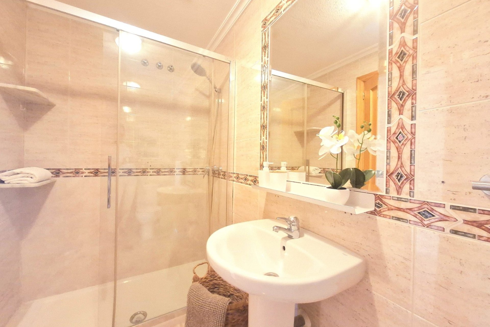 Återförsäljning - Apartment -
Torrevieja