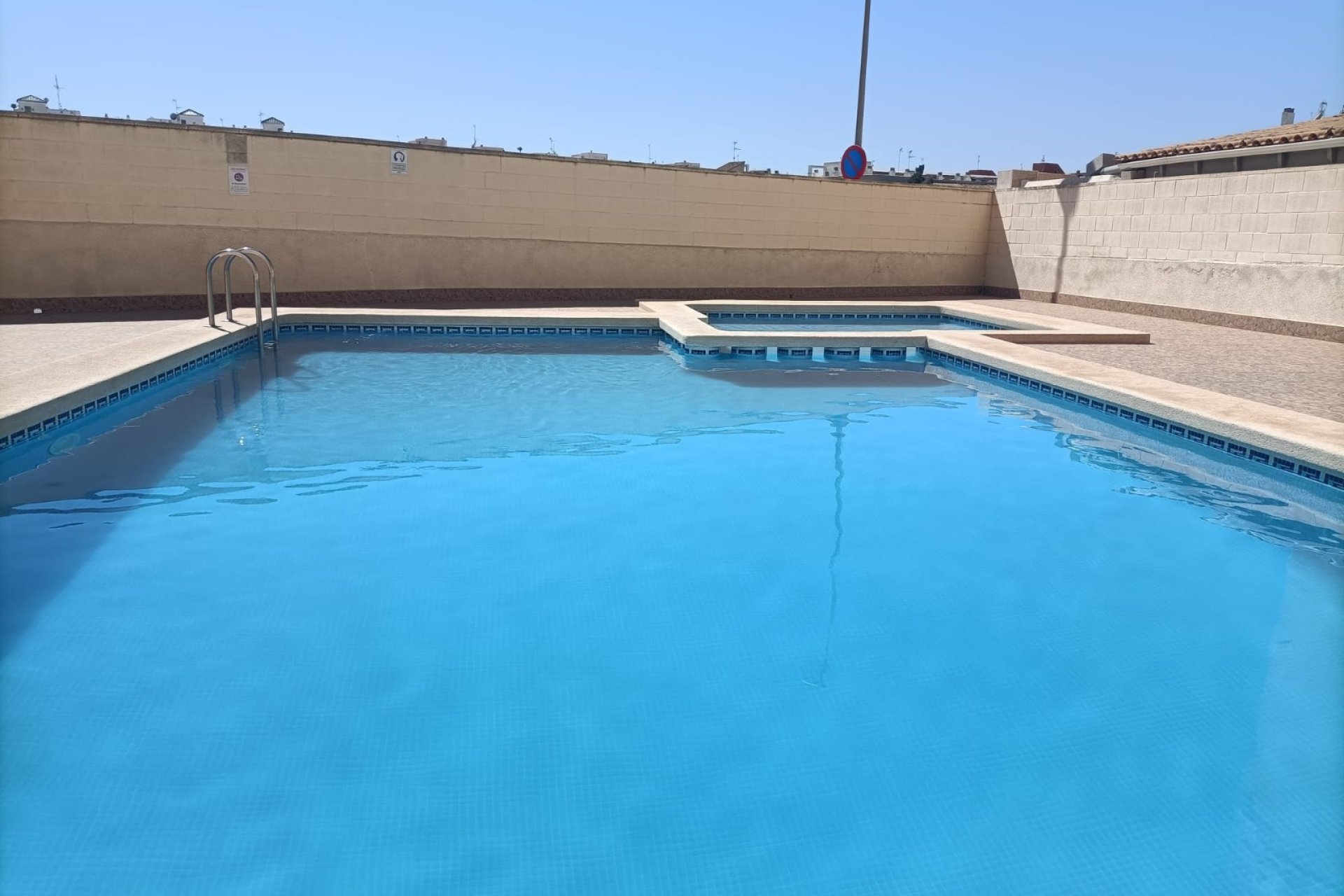 Återförsäljning - Apartment -
Torrevieja