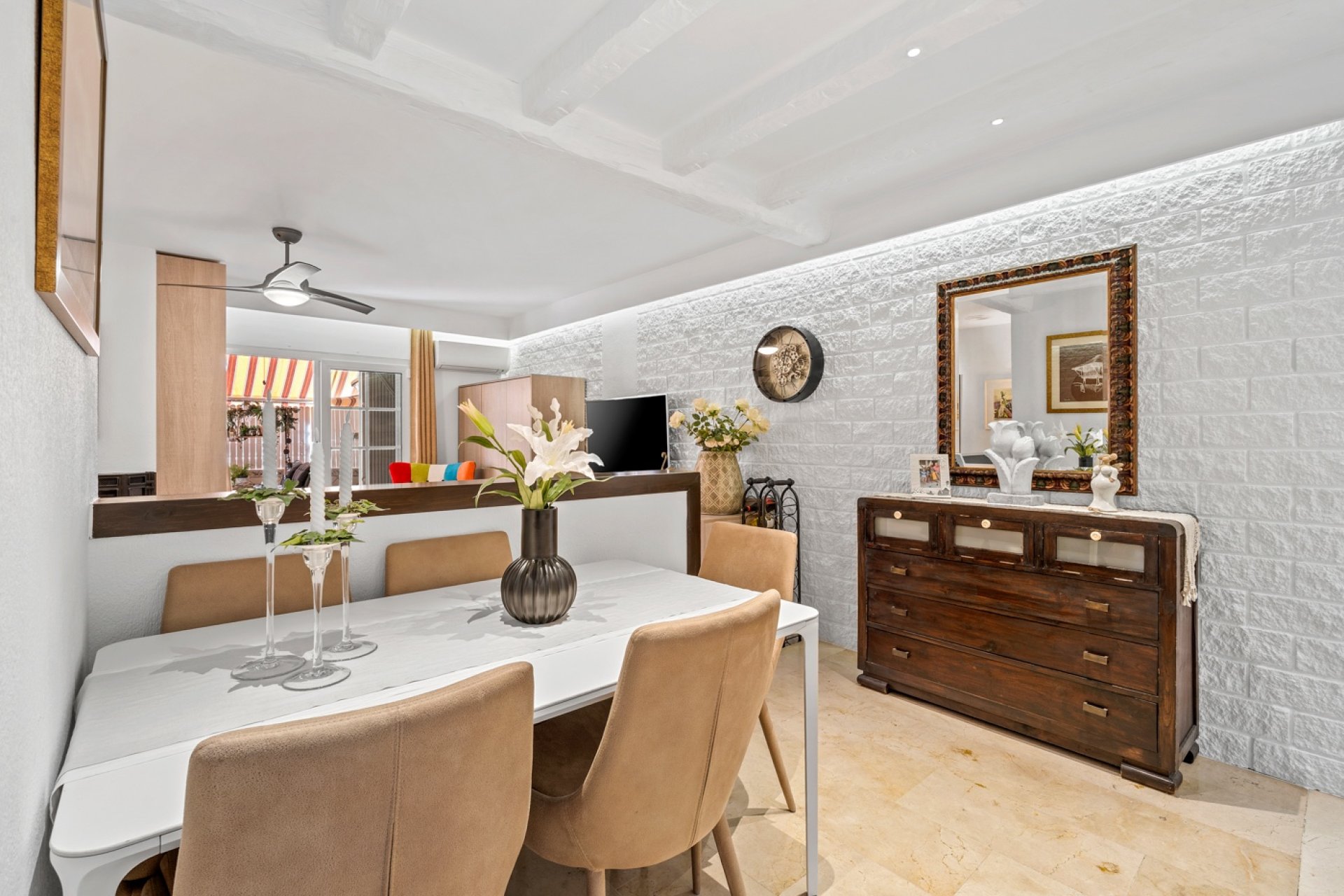 Återförsäljning - Apartment -
Torrevieja