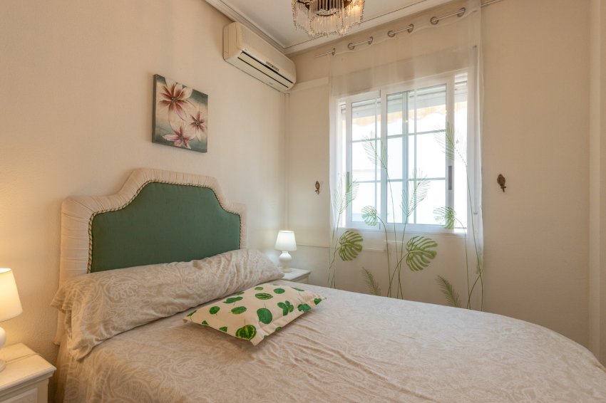 Återförsäljning - Apartment -
Torrevieja