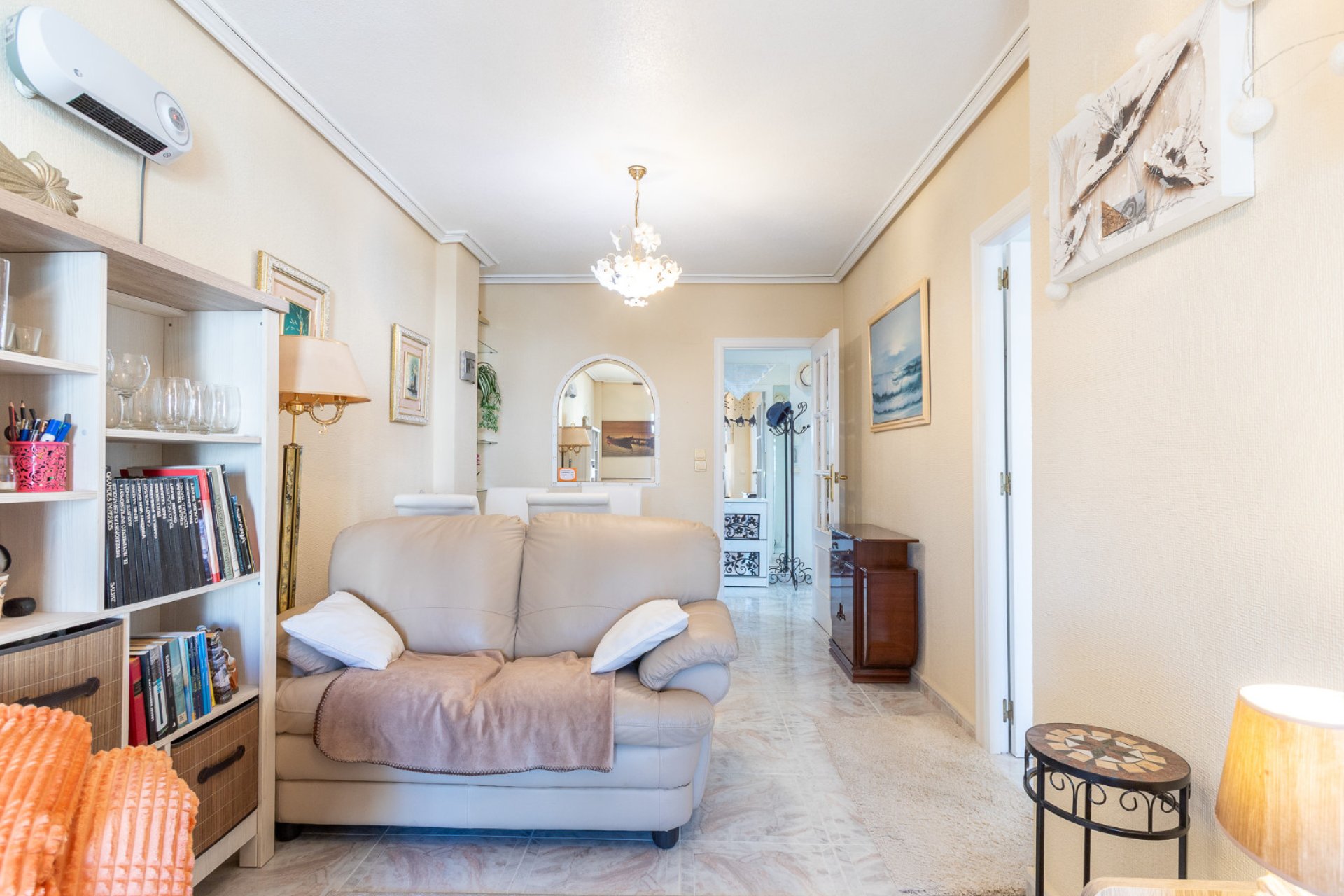 Återförsäljning - Apartment -
Torrevieja