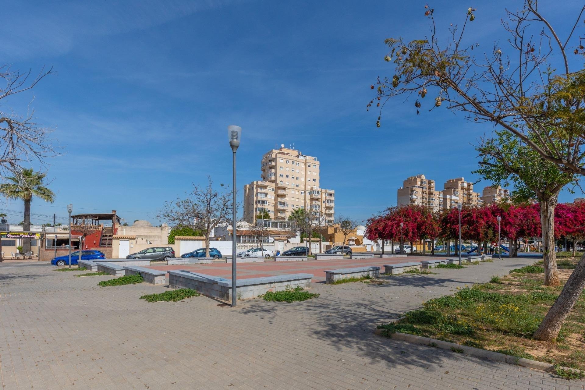 Återförsäljning - Apartment -
Torrevieja