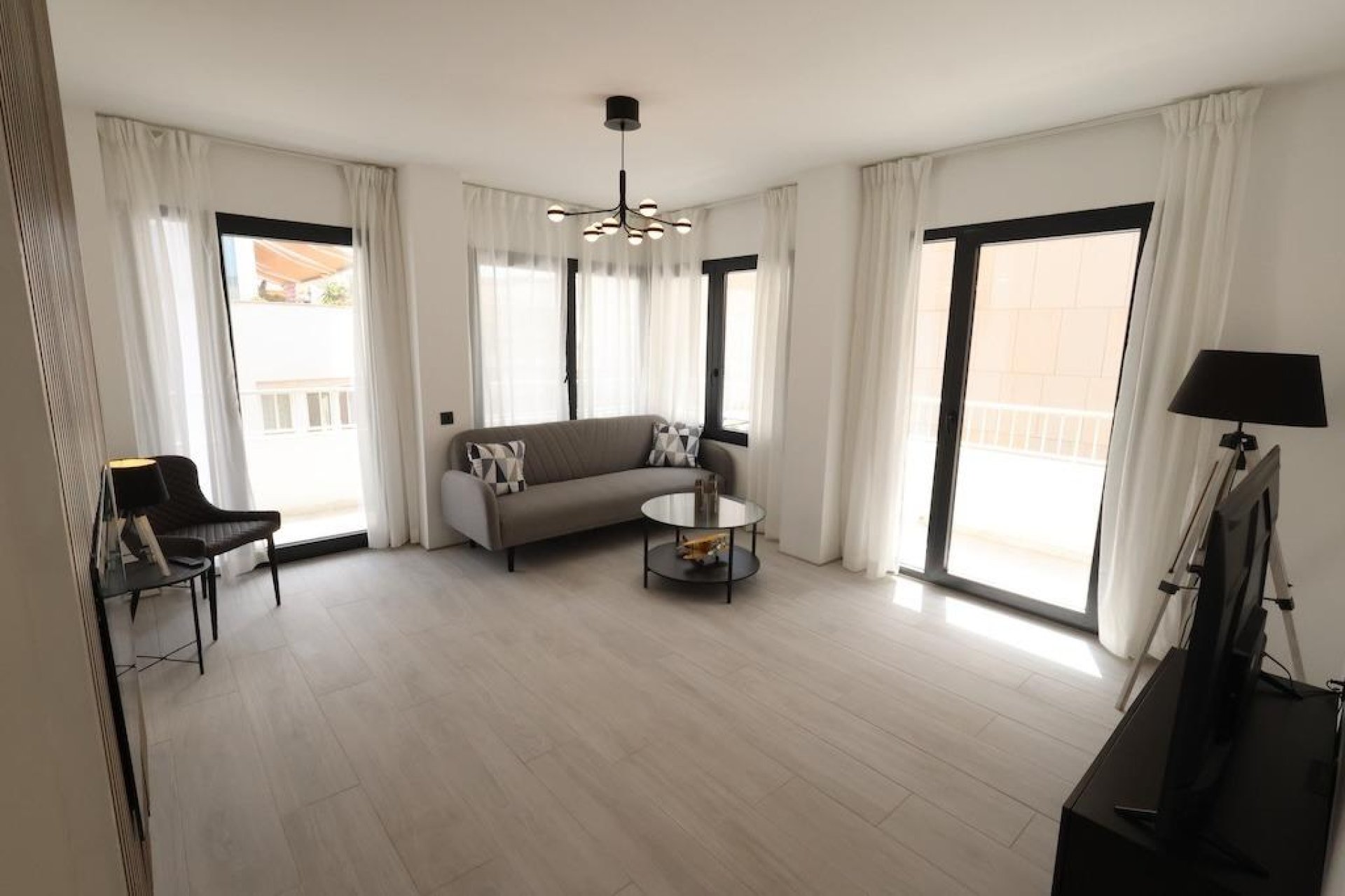 Återförsäljning - Apartment -
Torrevieja