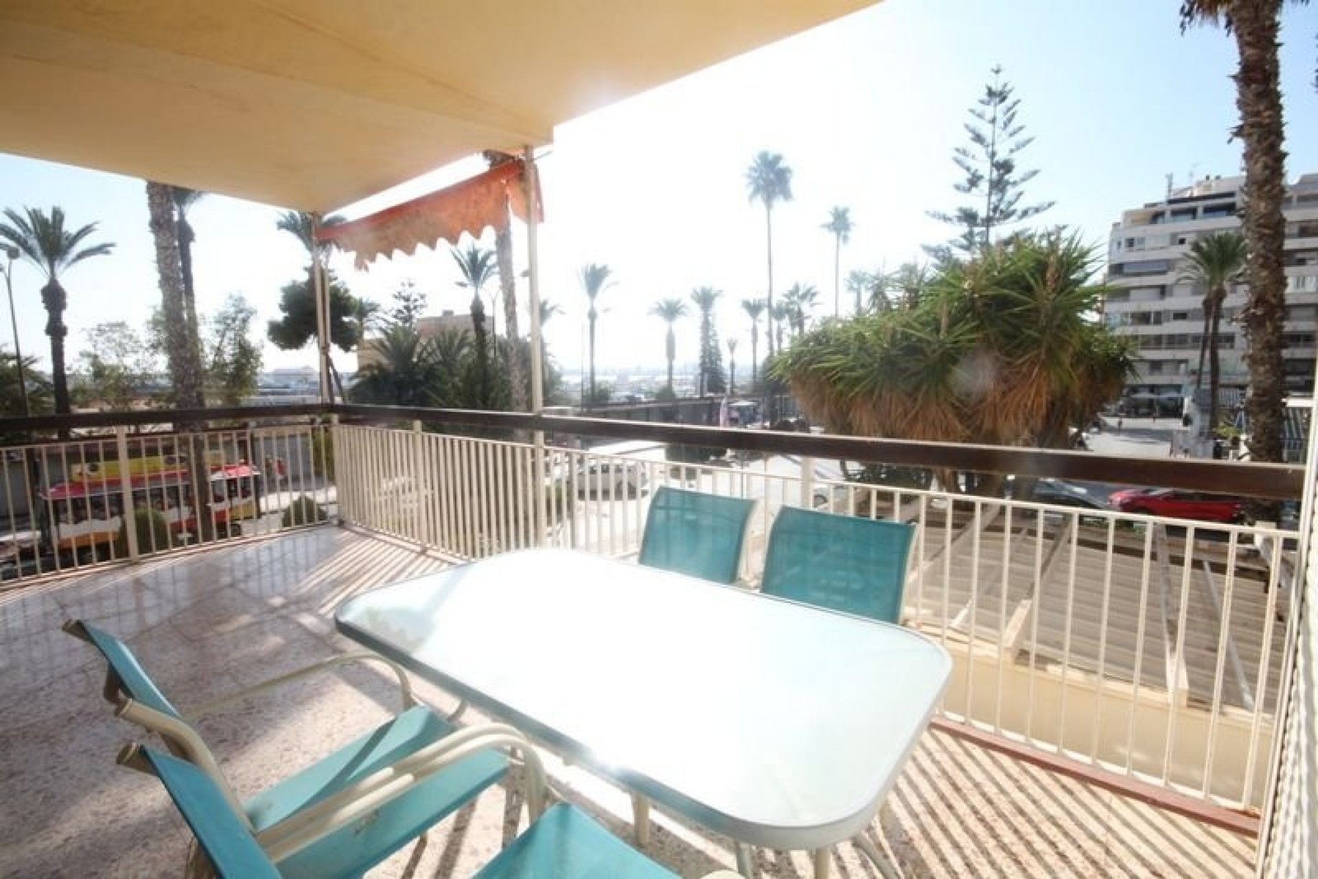 Återförsäljning - Apartment -
Torrevieja