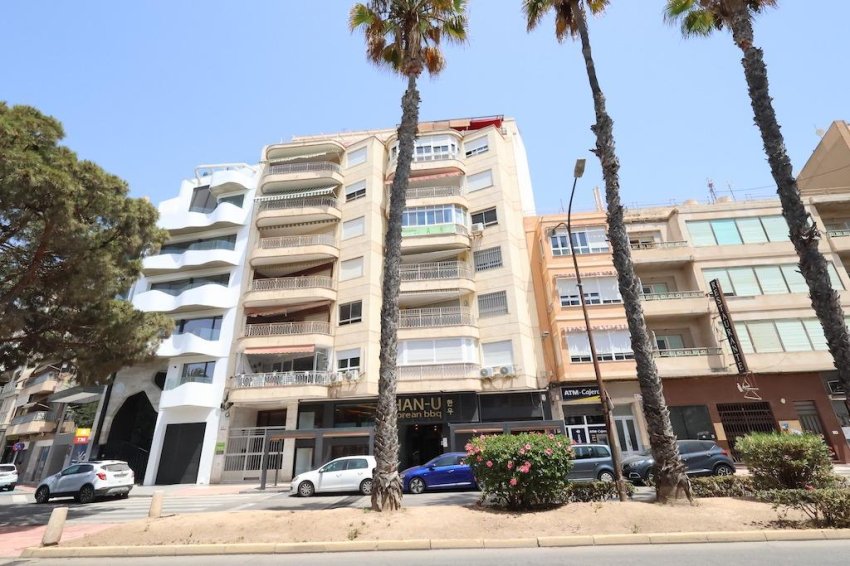 Återförsäljning - Apartment -
Torrevieja