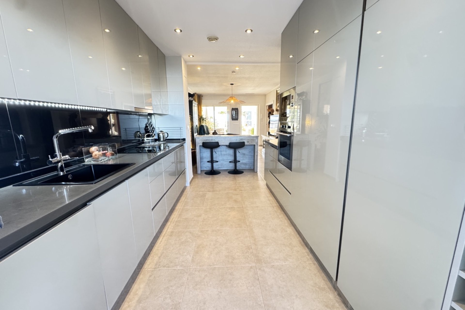 Återförsäljning - Apartment -
Villamartin - Villamartín