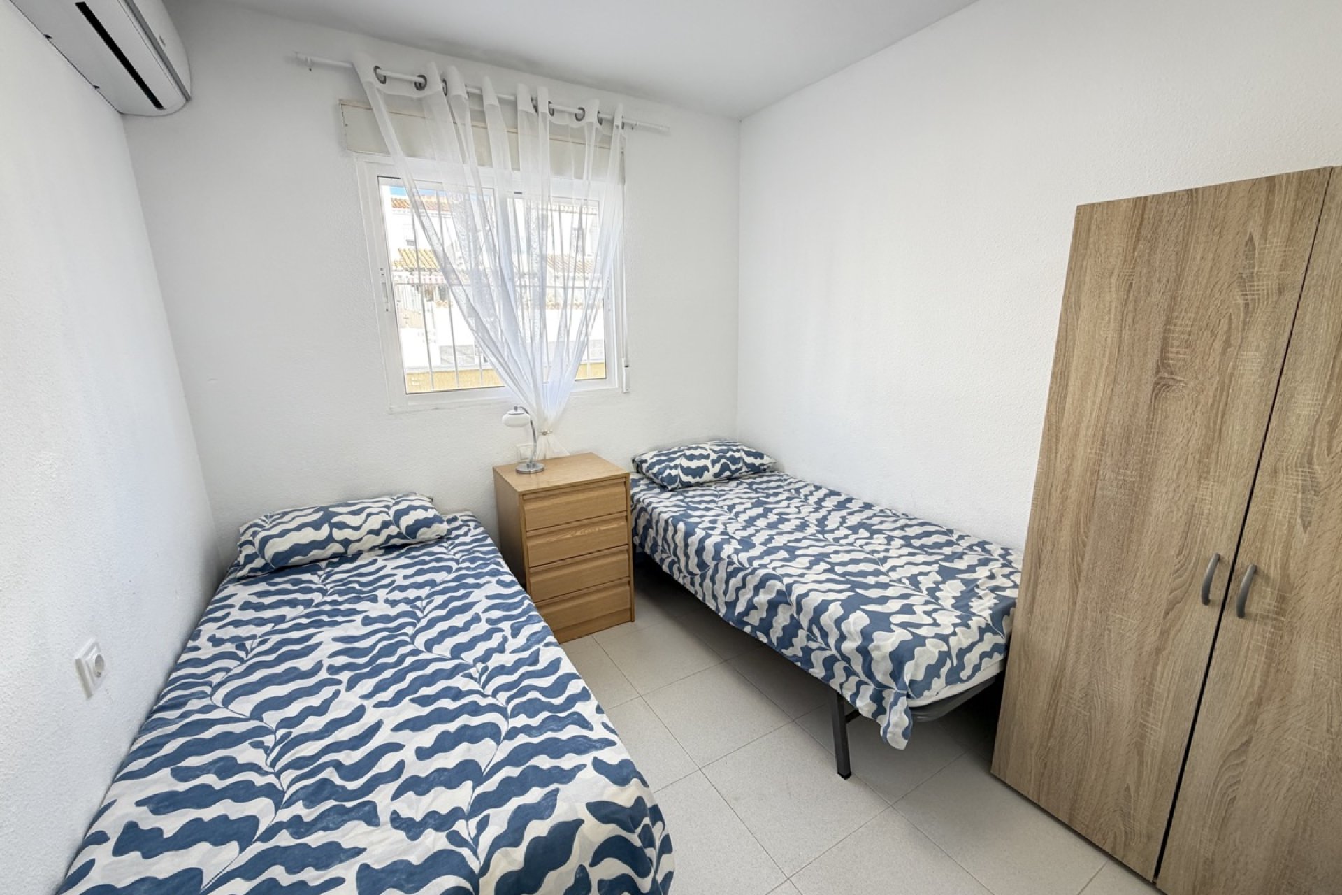 Återförsäljning - Apartment -
Villamartin - Villamartín