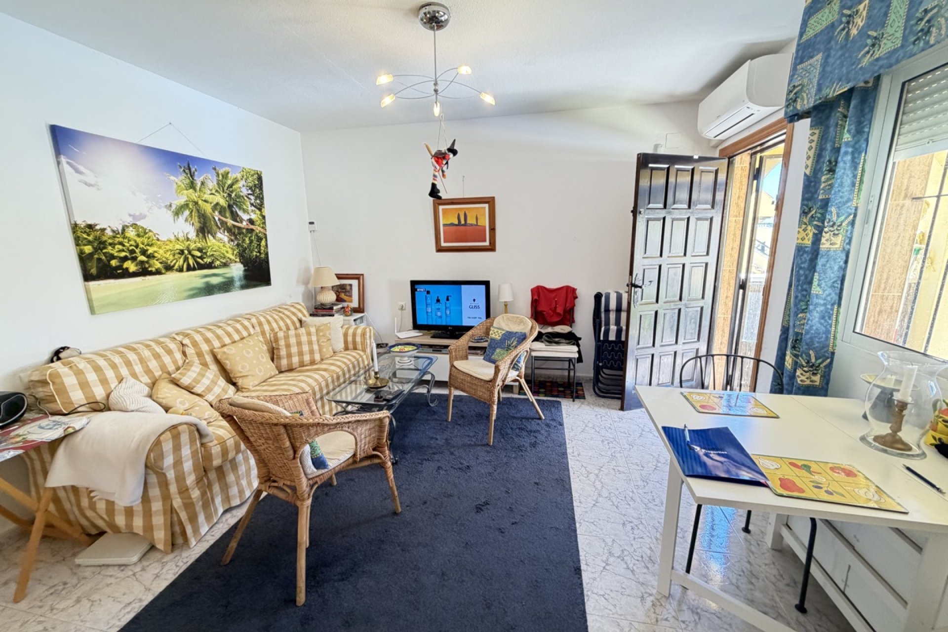 Återförsäljning - Apartment -
Villamartin - Villamartín