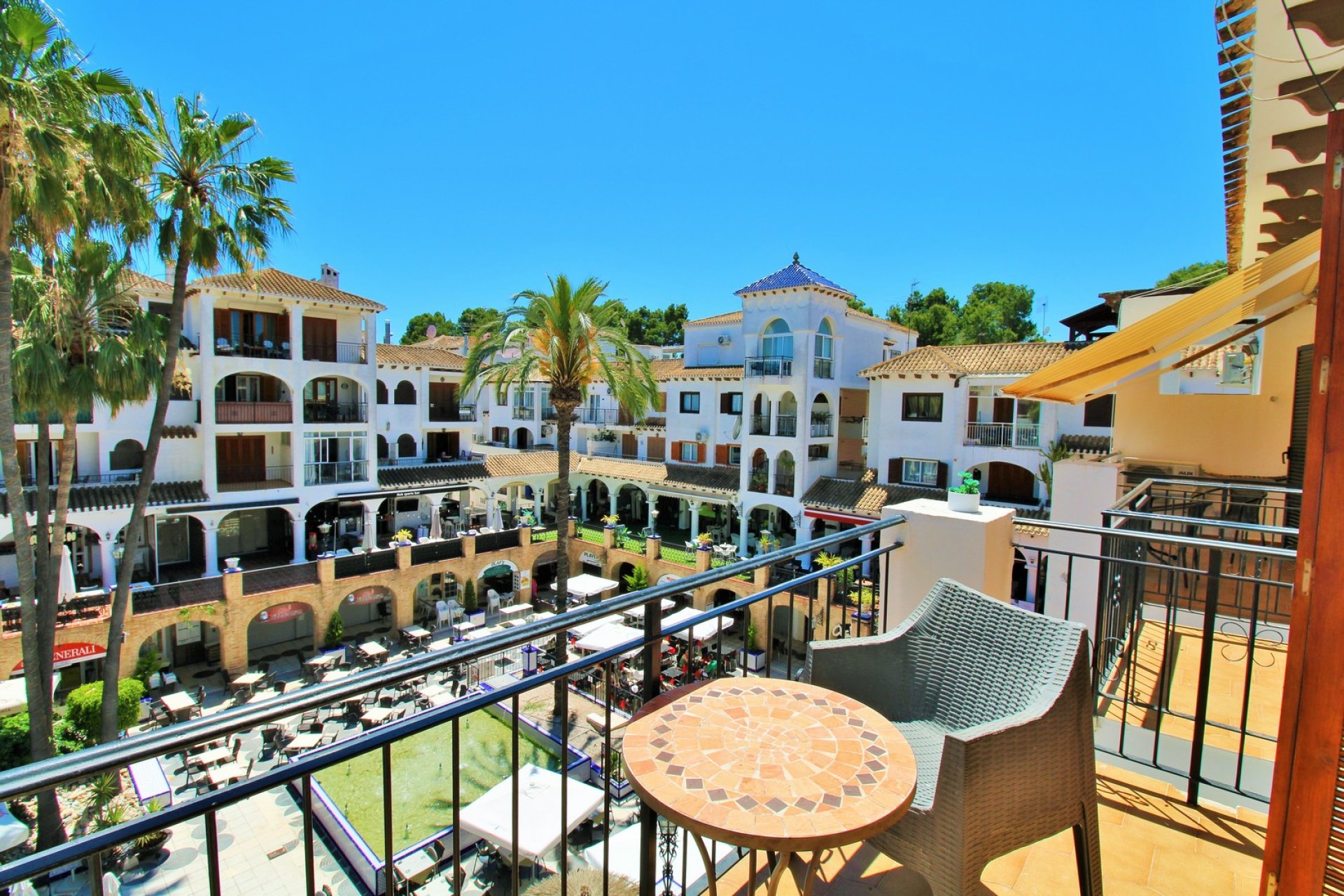 Återförsäljning - Apartment -
Villamartin - Villamartín