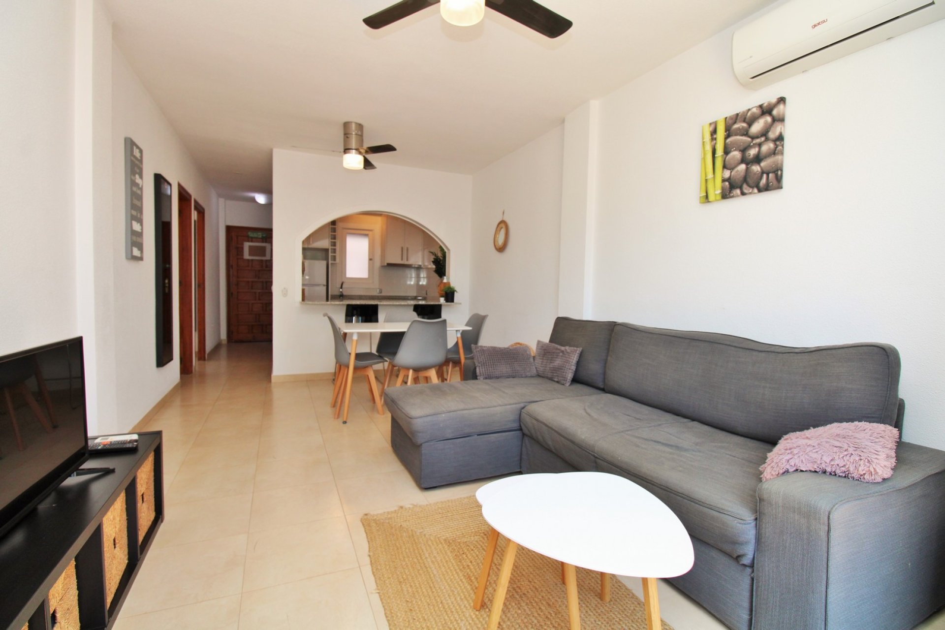 Återförsäljning - Apartment -
Villamartin - Villamartín