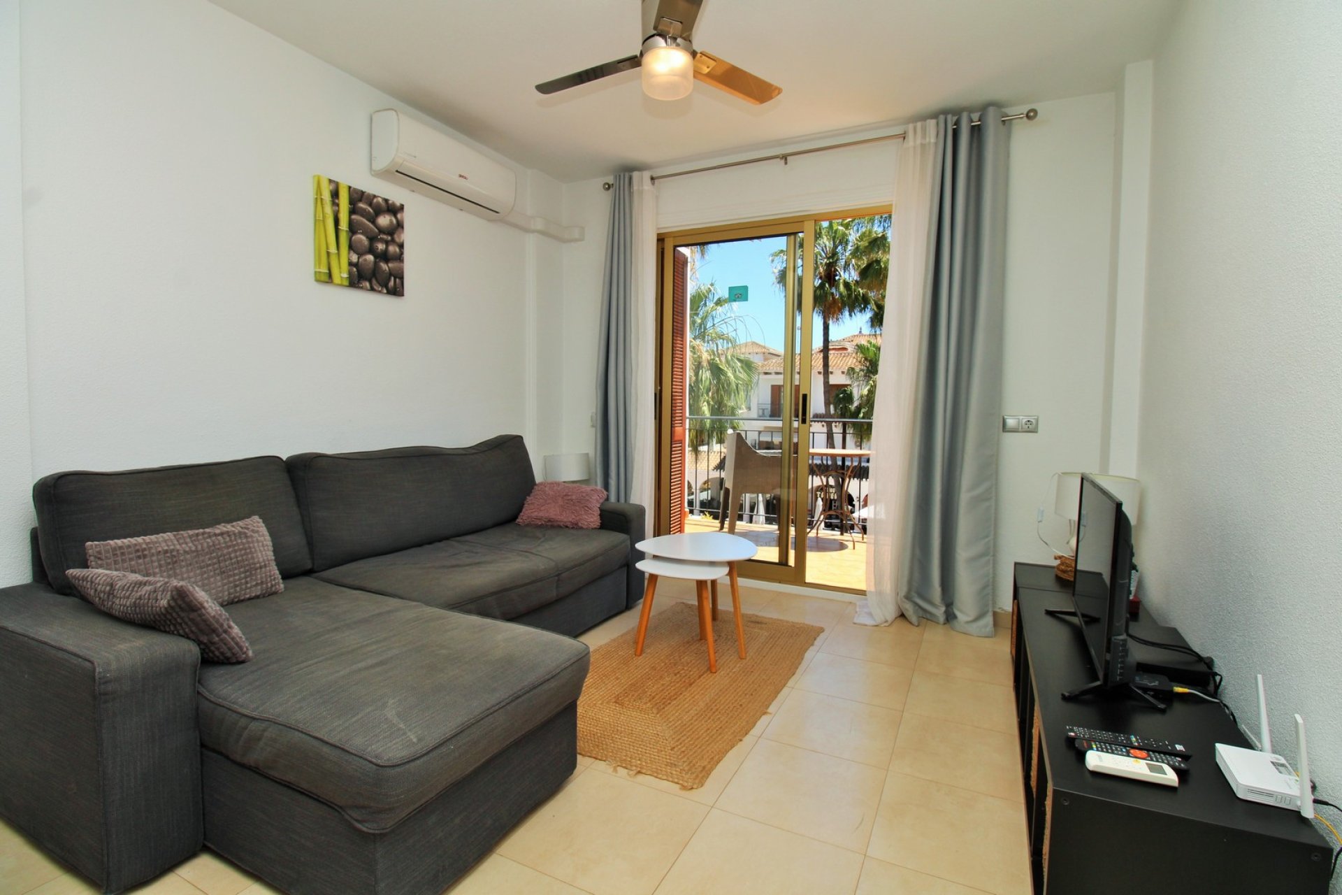 Återförsäljning - Apartment -
Villamartin - Villamartín