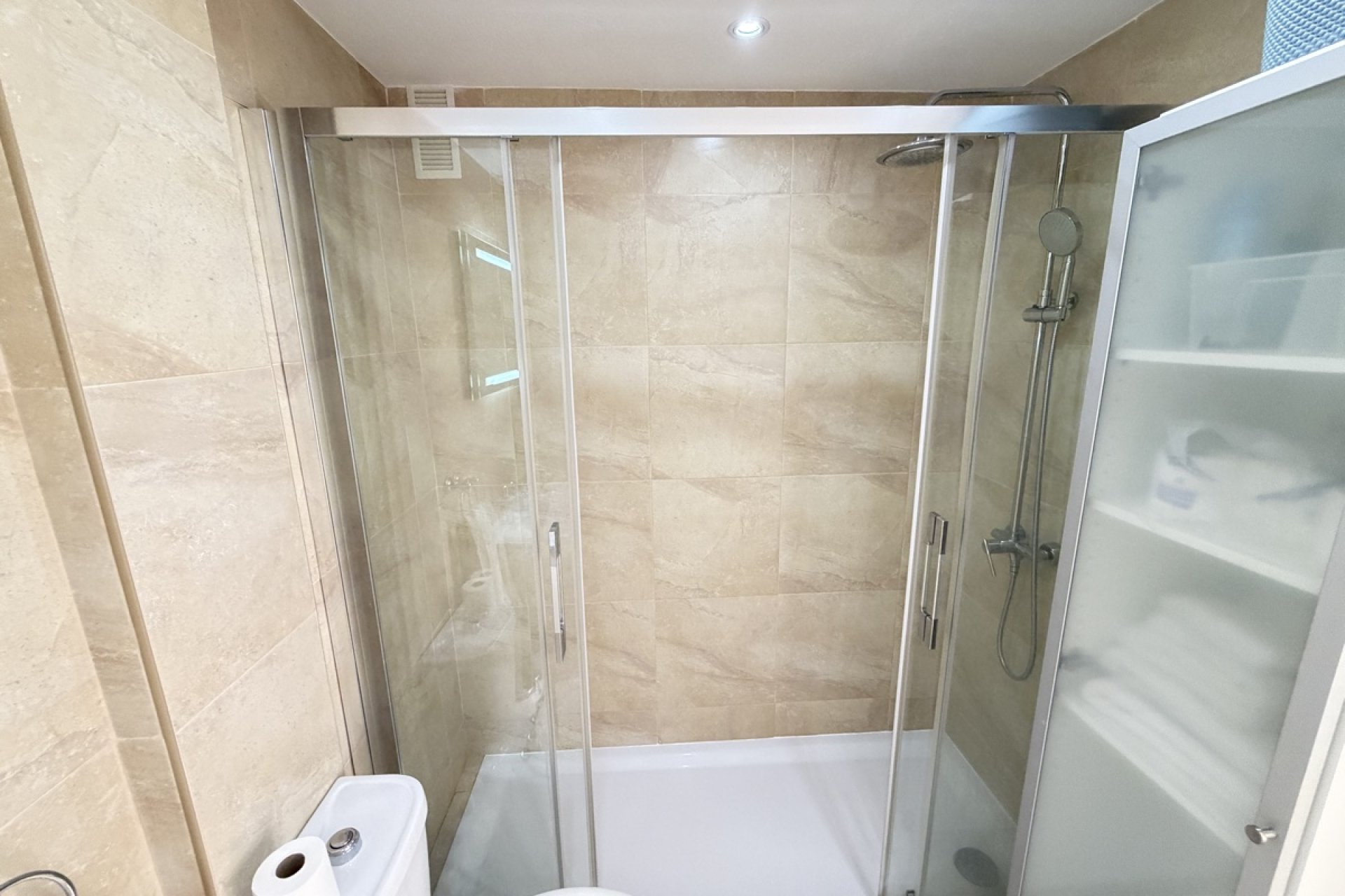 Återförsäljning - Apartment -
Villamartin - Villamartín
