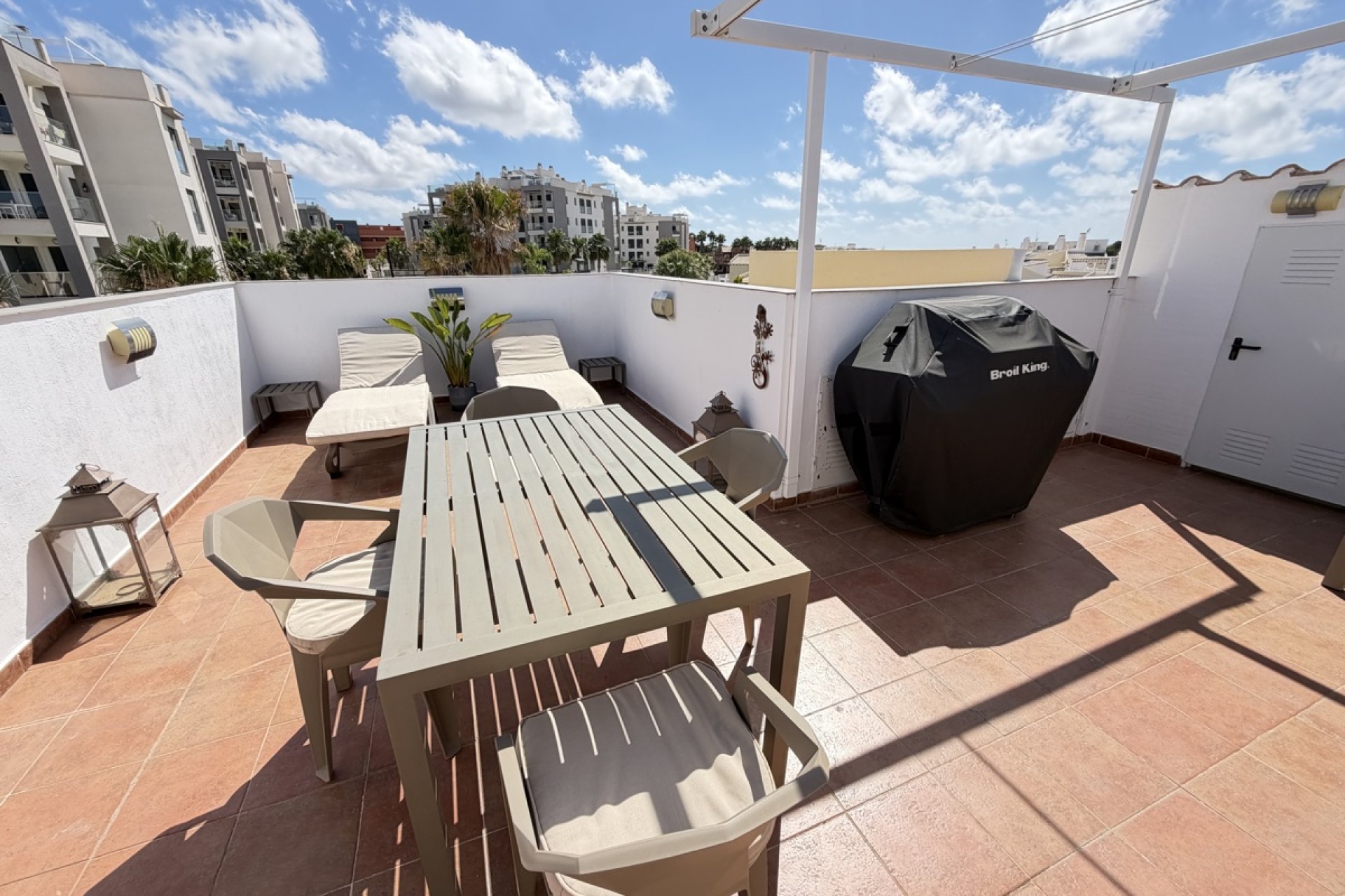 Återförsäljning - Apartment -
Villamartin - Villamartín