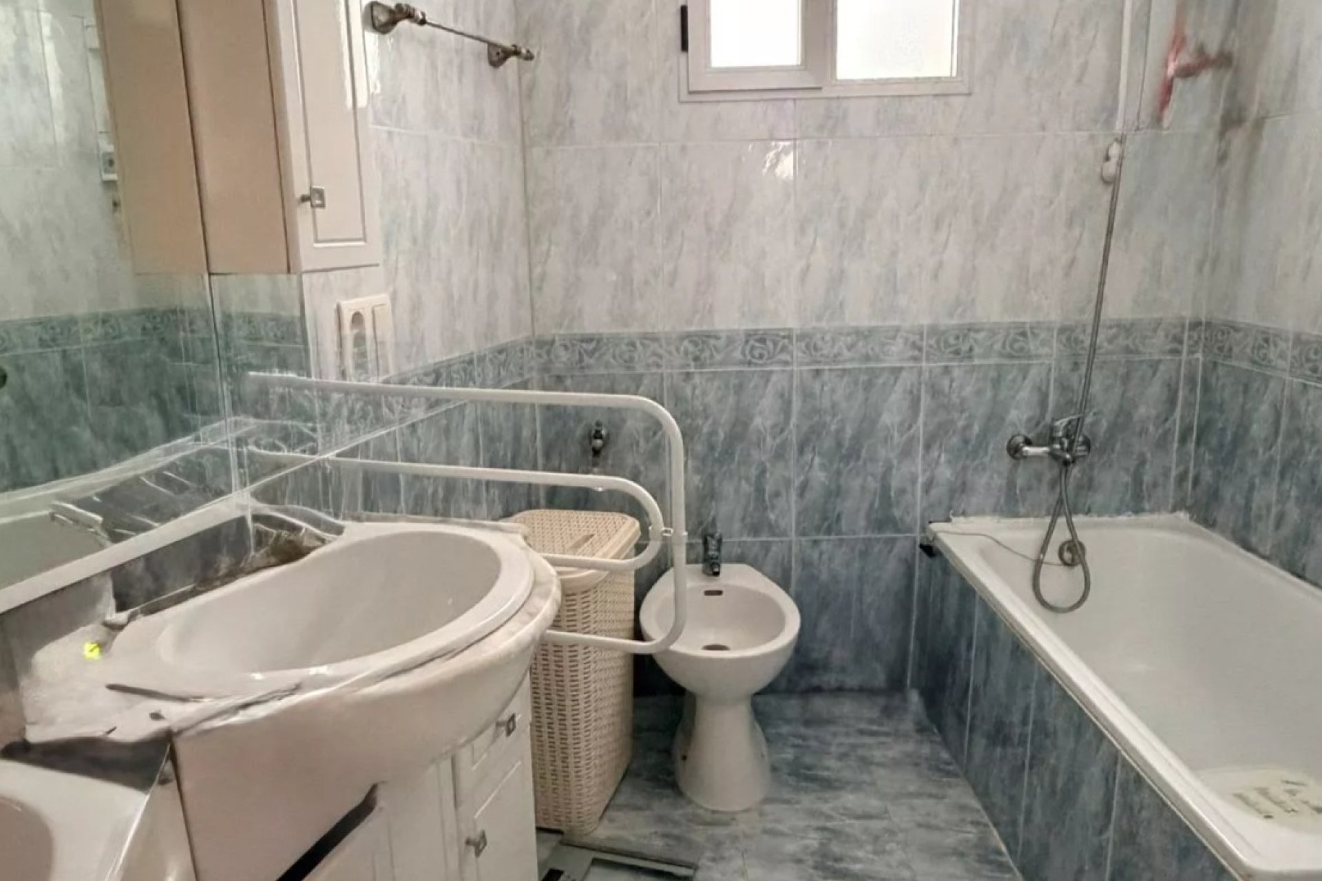 Återförsäljning - Apartment -
Villamartin - Villamartín