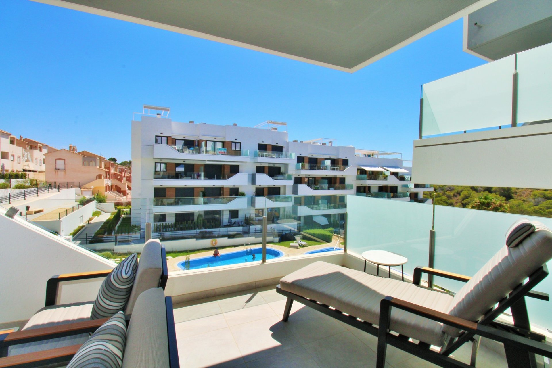 Återförsäljning - Apartment -
Villamartin - Villamartín