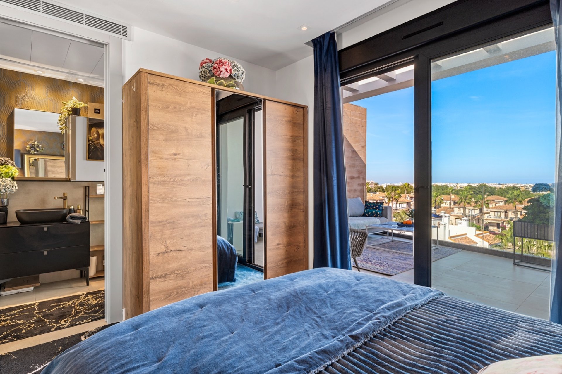 Återförsäljning - Apartment -
Villamartin - Villamartín
