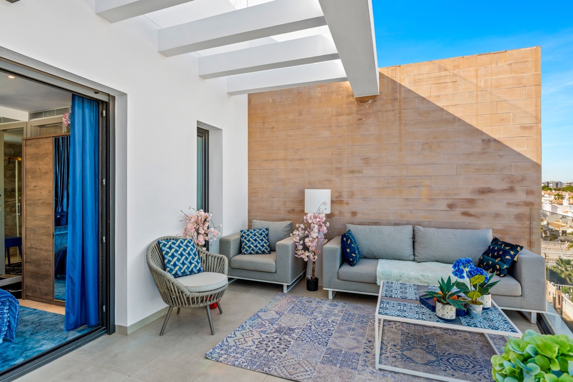 Återförsäljning - Apartment -
Villamartin - Villamartín