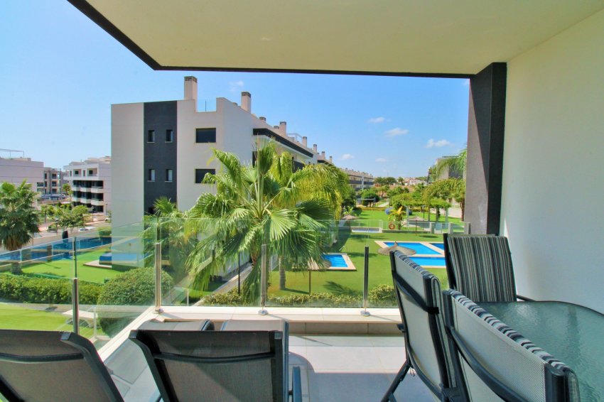 Återförsäljning - Apartment -
Villamartin - Villamartín