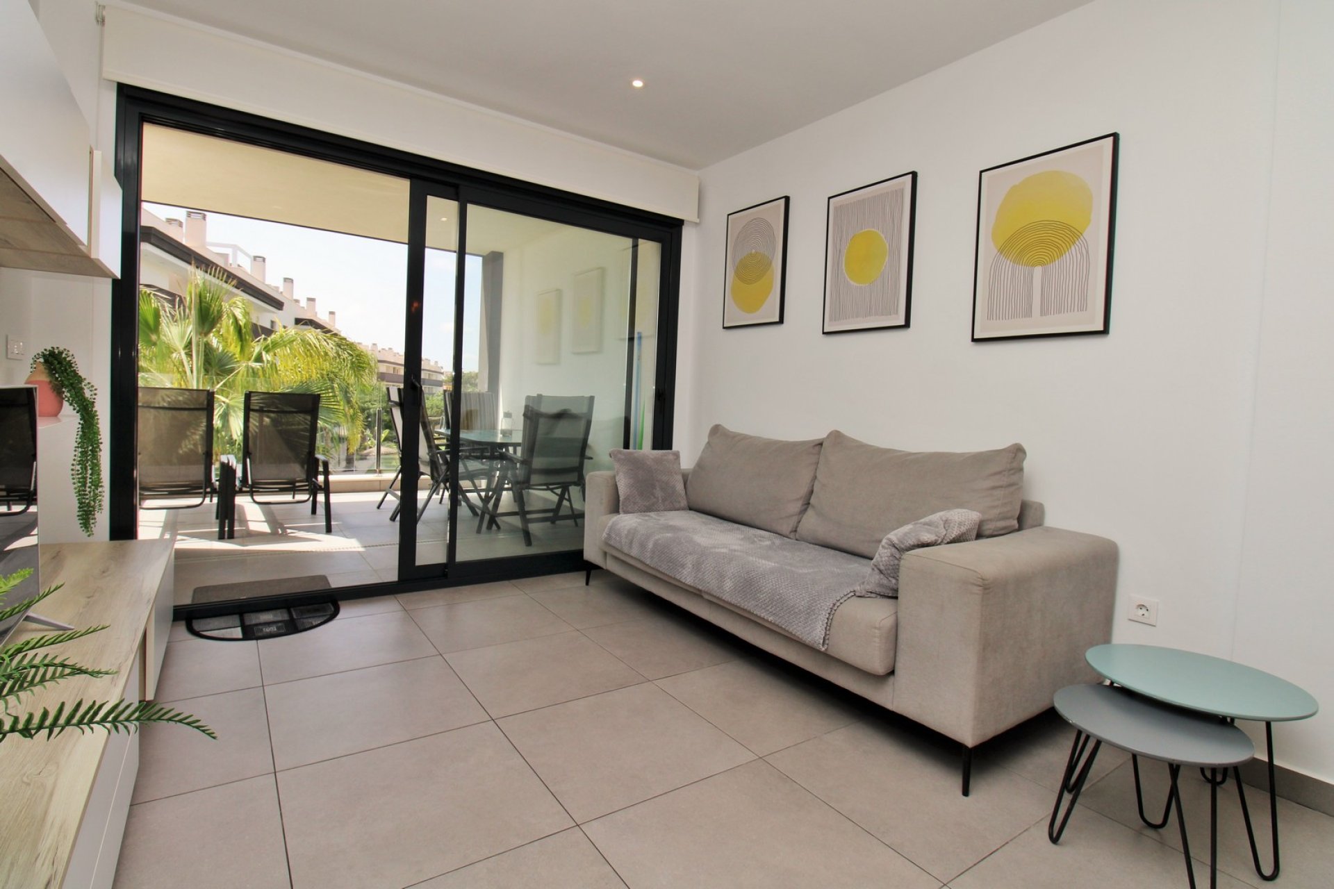 Återförsäljning - Apartment -
Villamartin - Villamartín