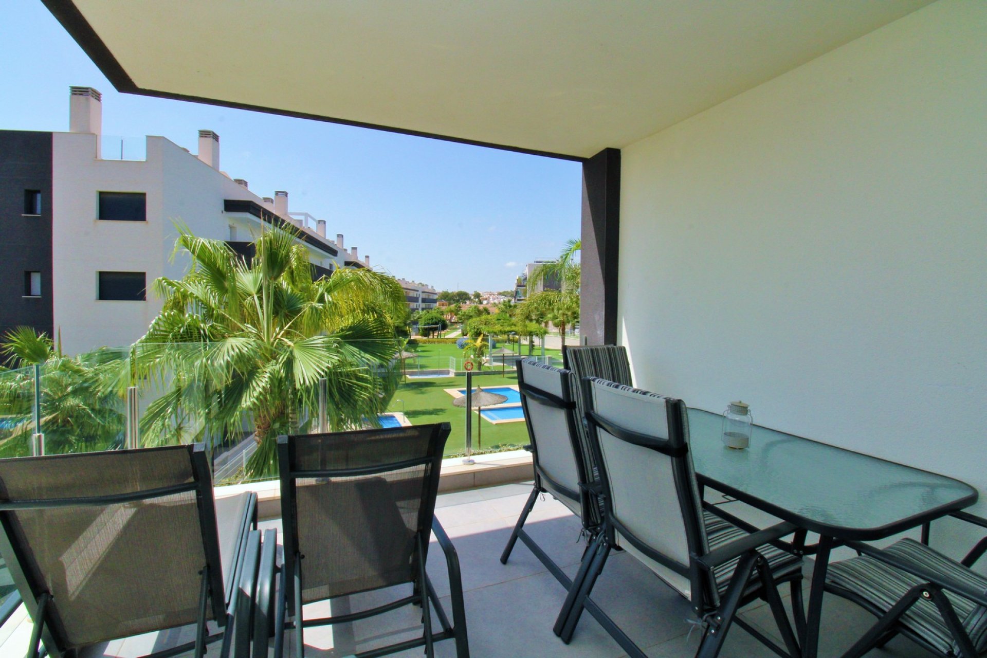 Återförsäljning - Apartment -
Villamartin - Villamartín