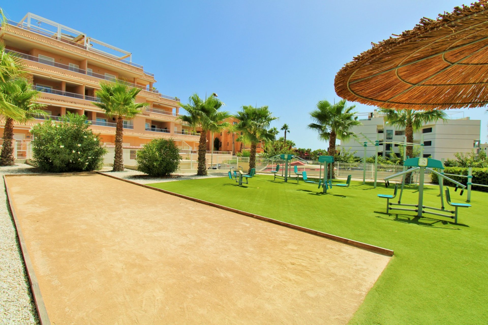 Återförsäljning - Apartment -
Villamartin - Villamartín