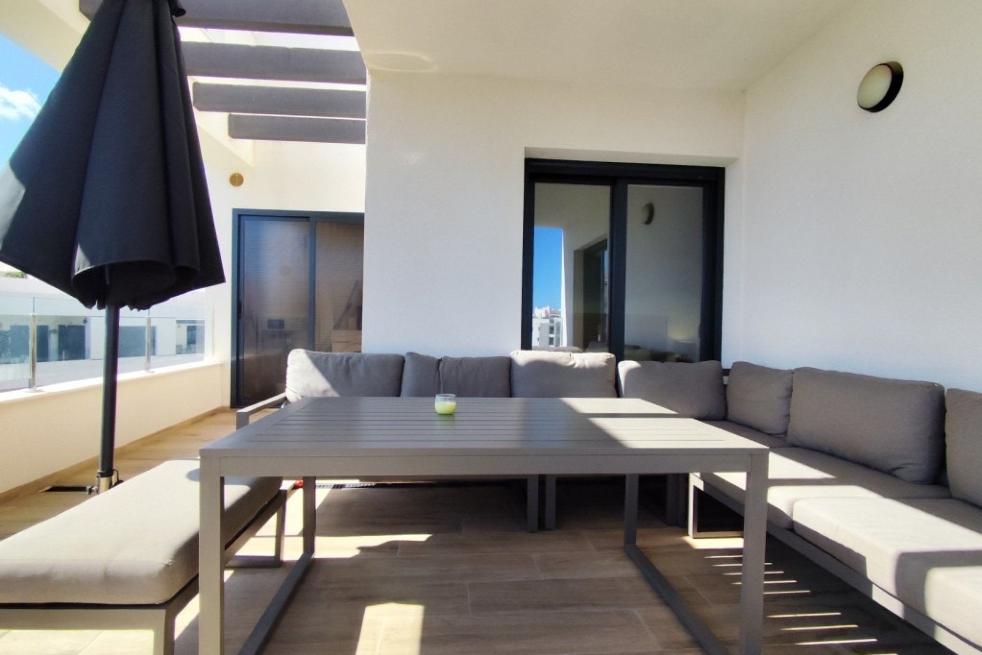 Återförsäljning - Apartment -
Villamartin - Villamartín