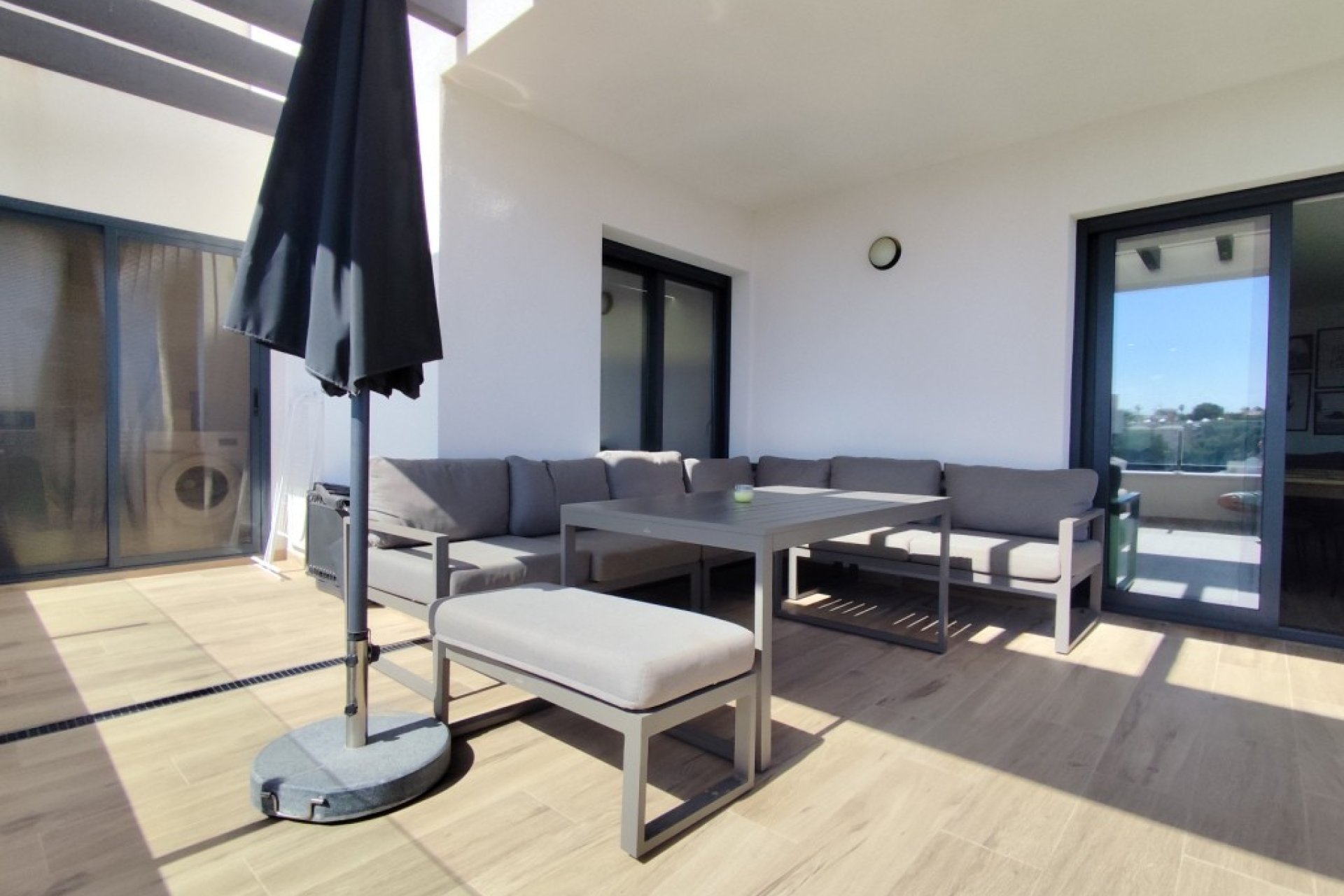 Återförsäljning - Apartment -
Villamartin - Villamartín