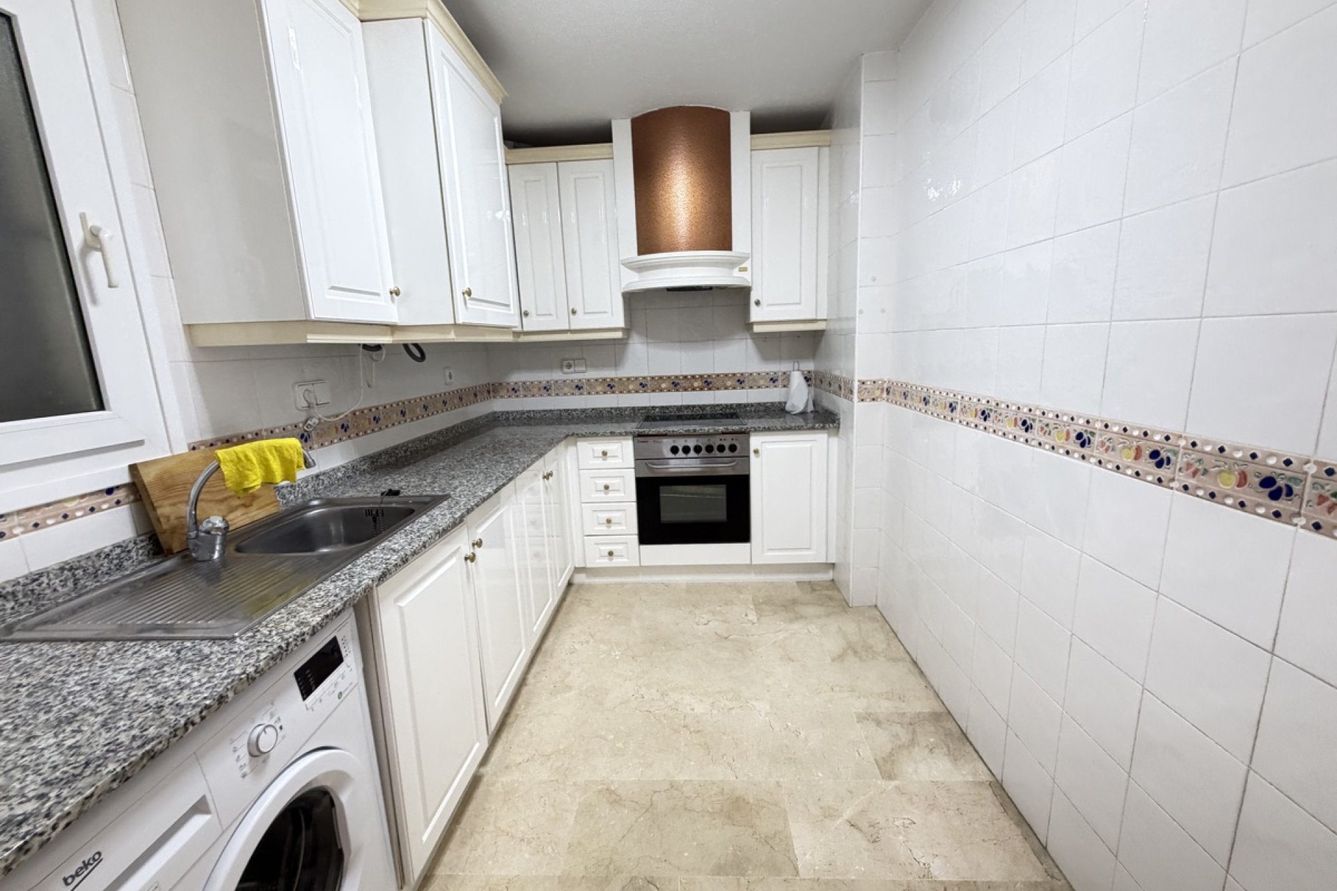 Återförsäljning - Apartment -
Villamartin - Villamartín