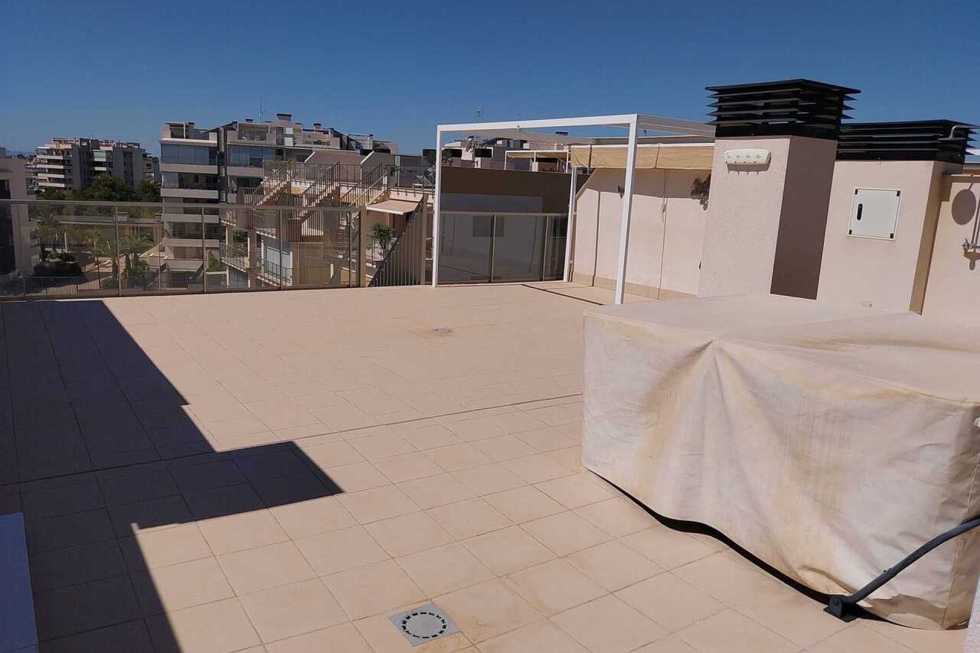Återförsäljning - Apartment -
Villamartin - Villamartín