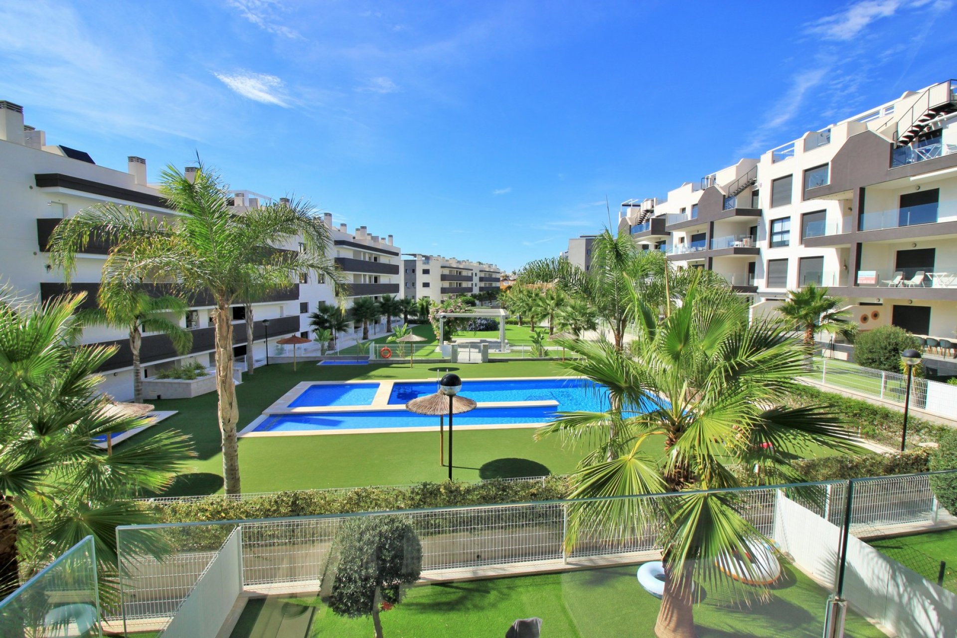 Återförsäljning - Apartment -
Villamartin - Villamartín