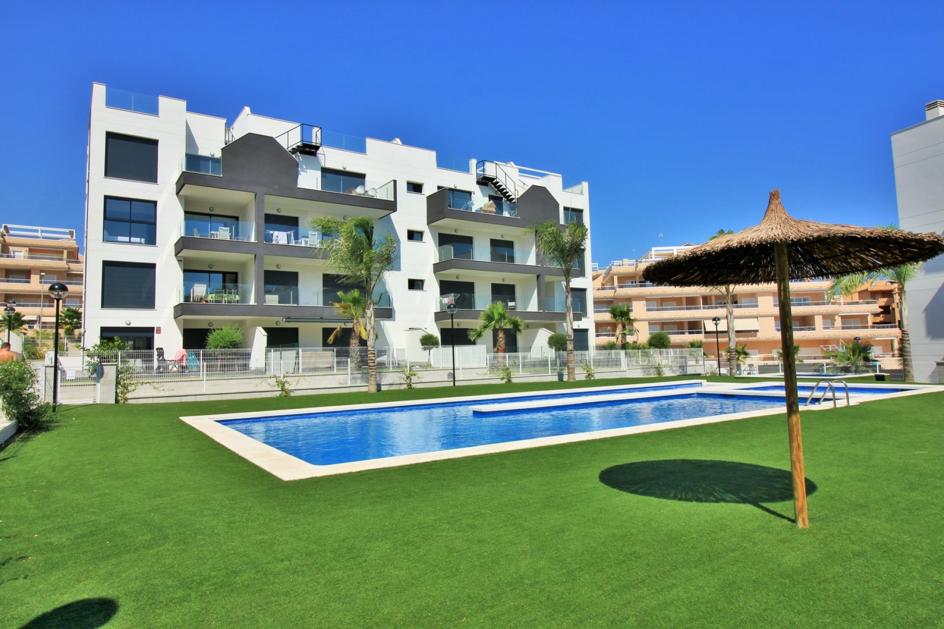 Återförsäljning - Apartment -
Villamartin - Villamartín