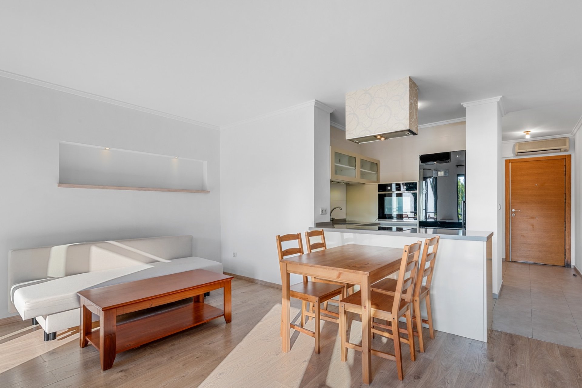 Återförsäljning - Apartment -
Villamartin - Villamartín