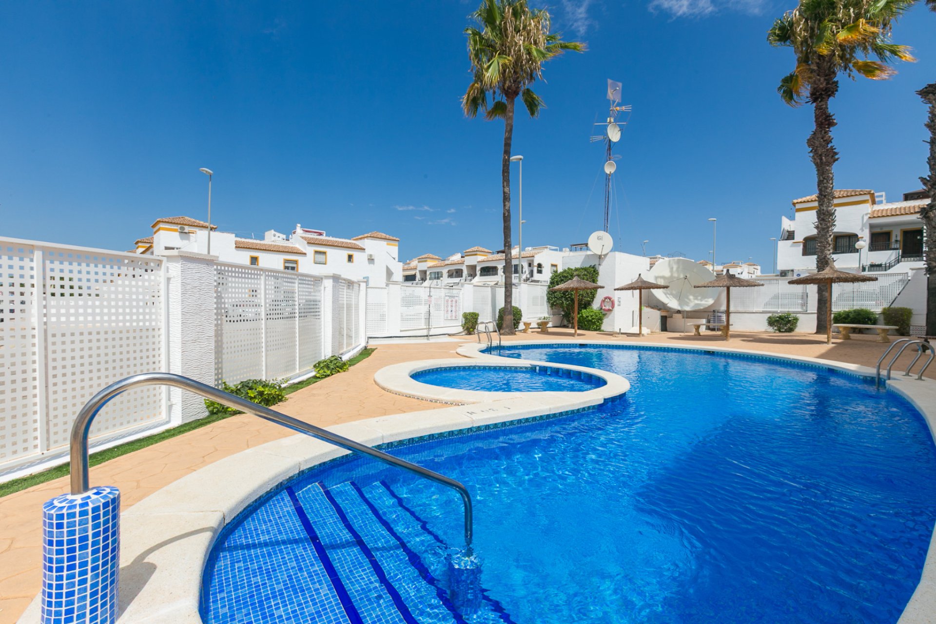 Återförsäljning - Apartment -
Vistabella - Vistabella Golf