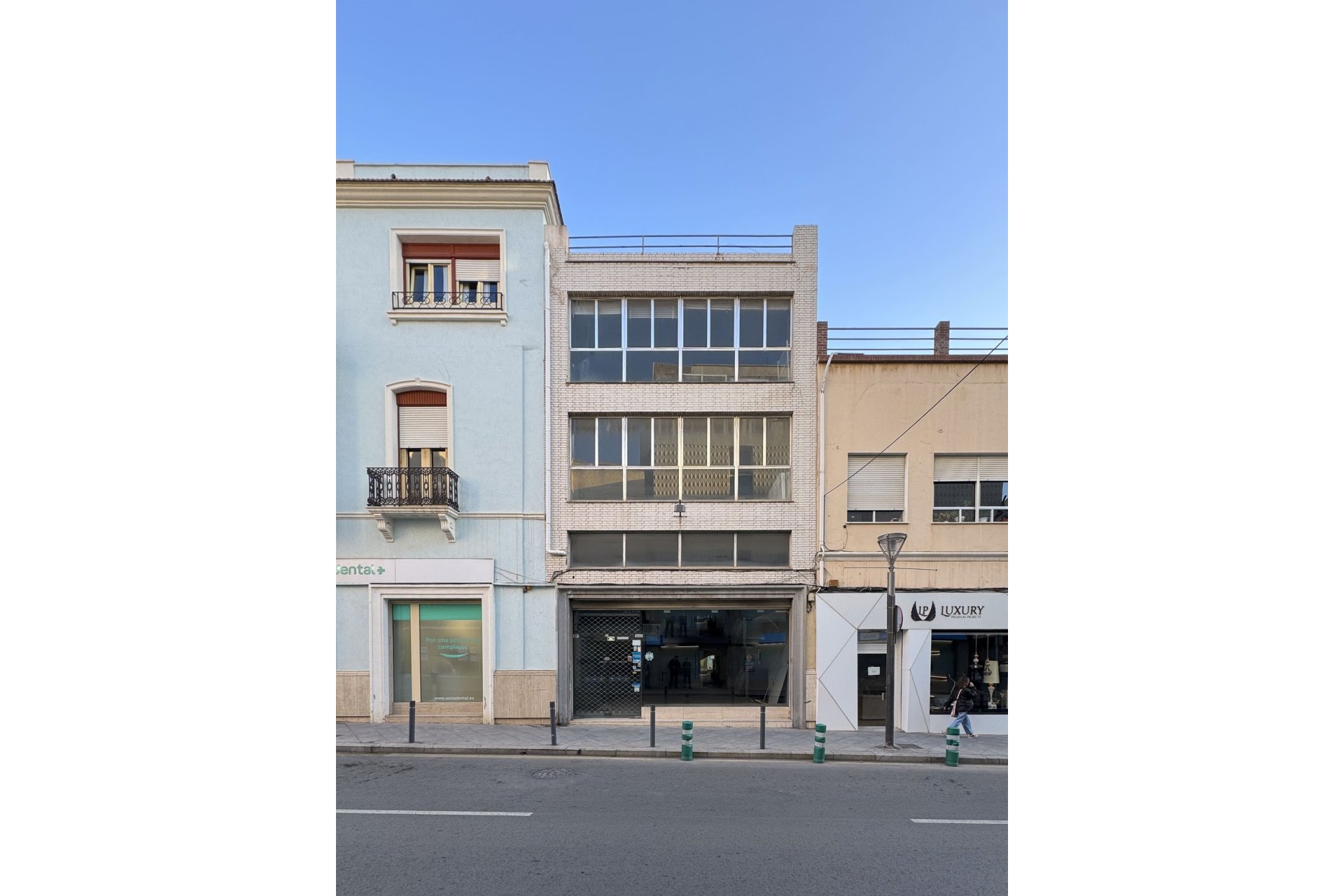 Återförsäljning - Building -
Torrevieja - Center