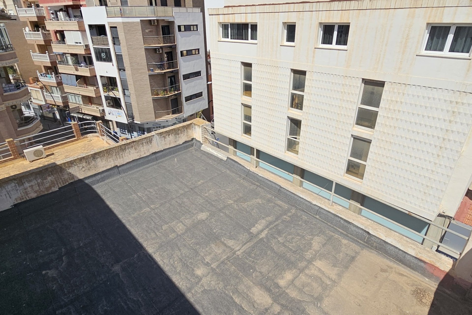 Återförsäljning - Building -
Torrevieja - Center