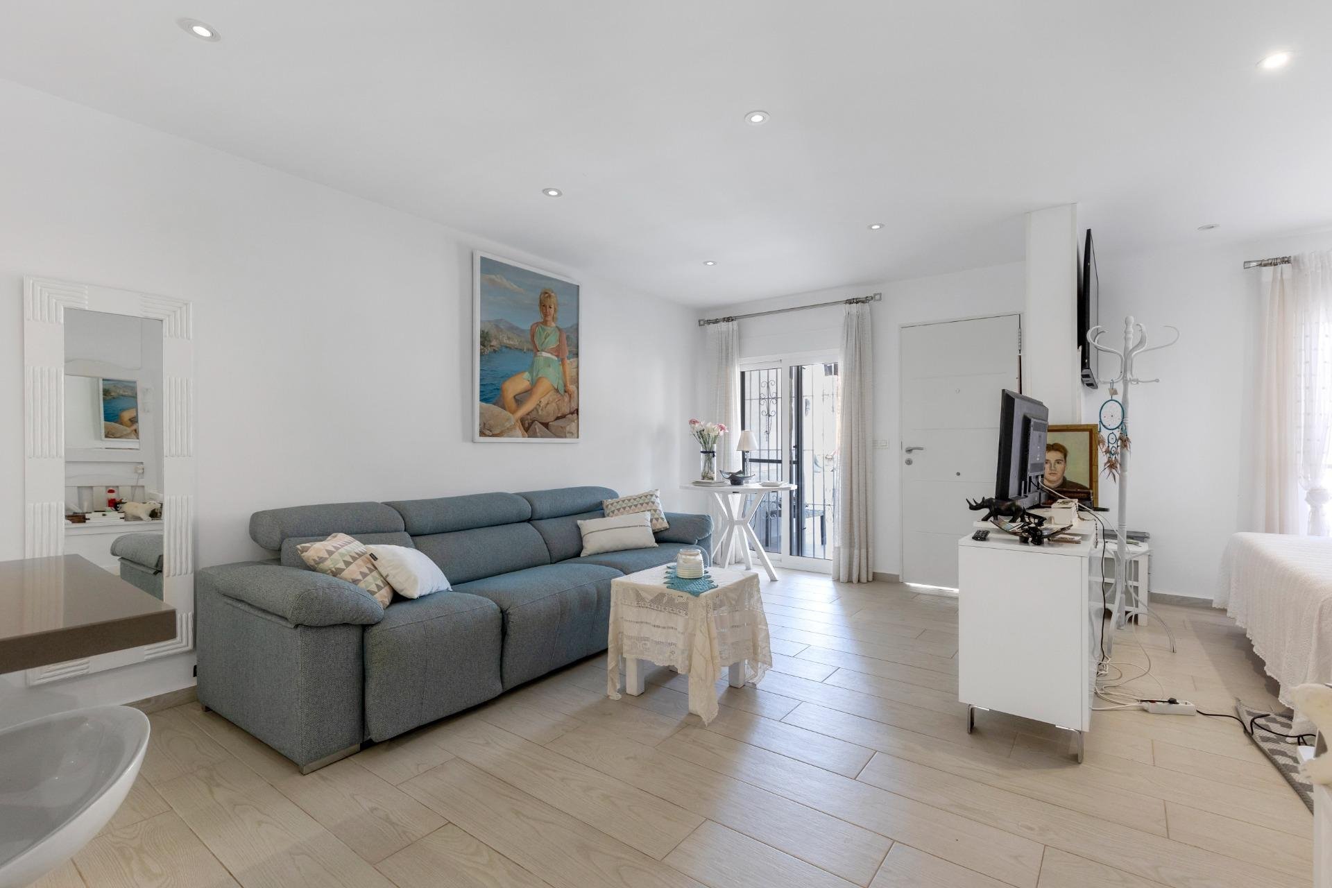 Återförsäljning - Bungalow -
Guardamar del Segura - Urbanizaciones