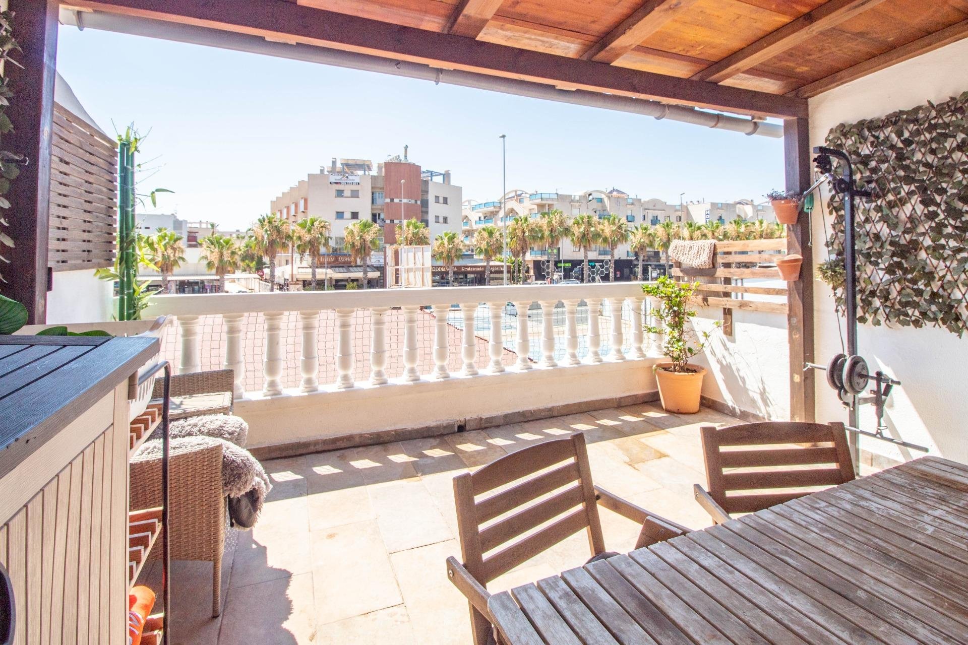 Återförsäljning - Bungalow -
Orihuela Costa - Cabo Roig