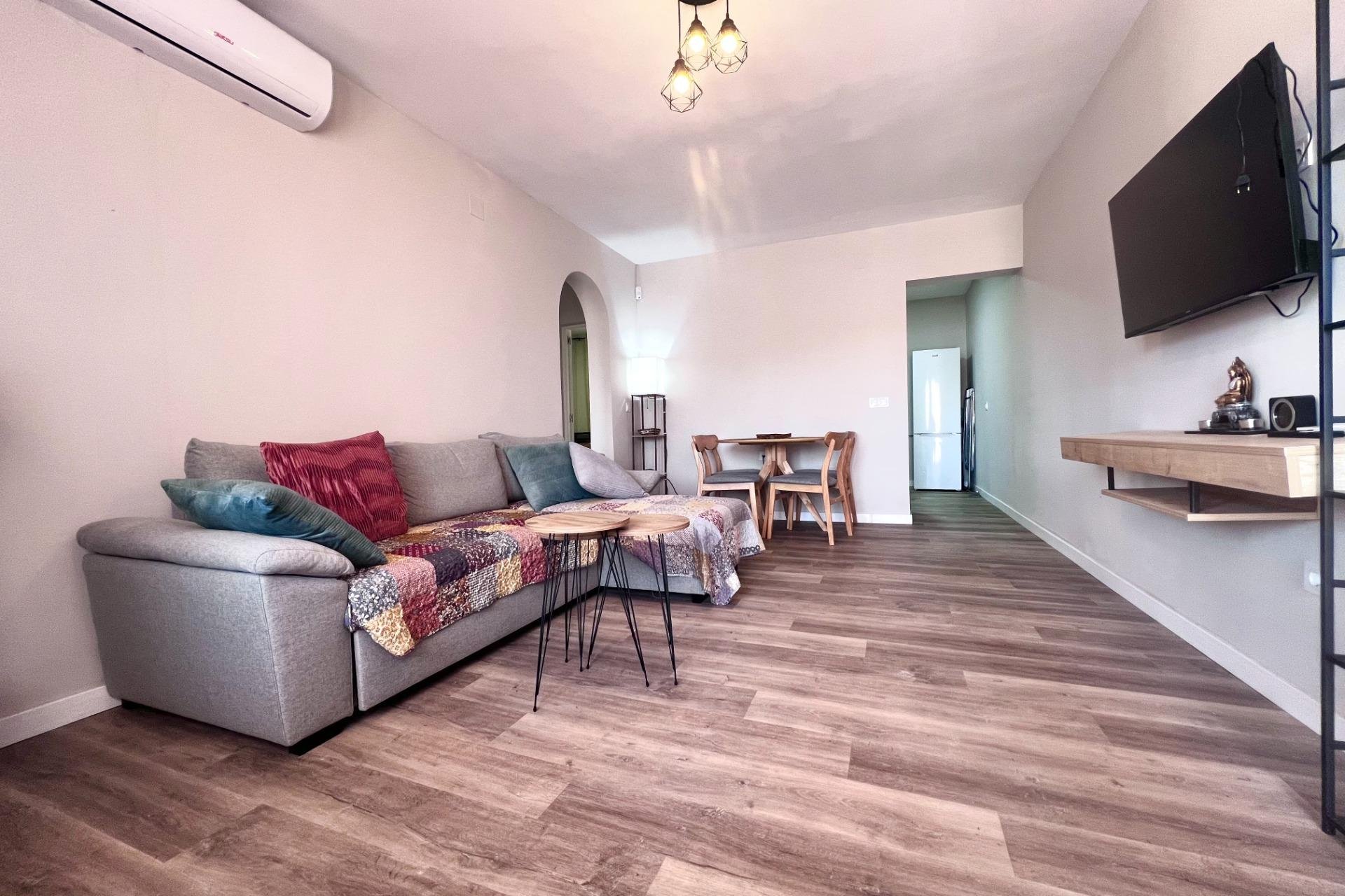 Återförsäljning - Bungalow -
Orihuela Costa - La Regia