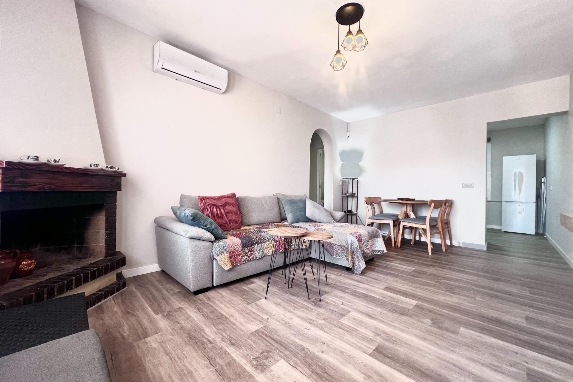 Återförsäljning - Bungalow -
Orihuela Costa - La Regia