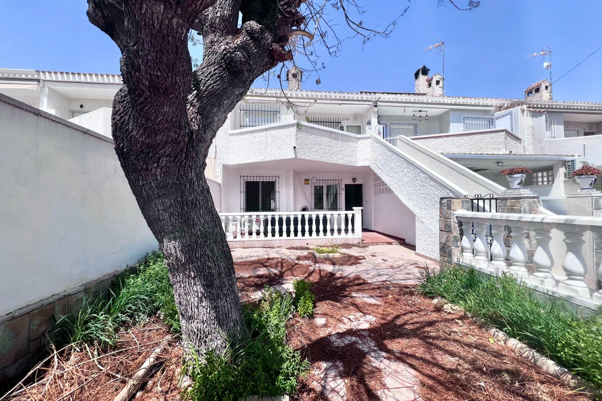 Återförsäljning - Bungalow -
Orihuela Costa - La Regia