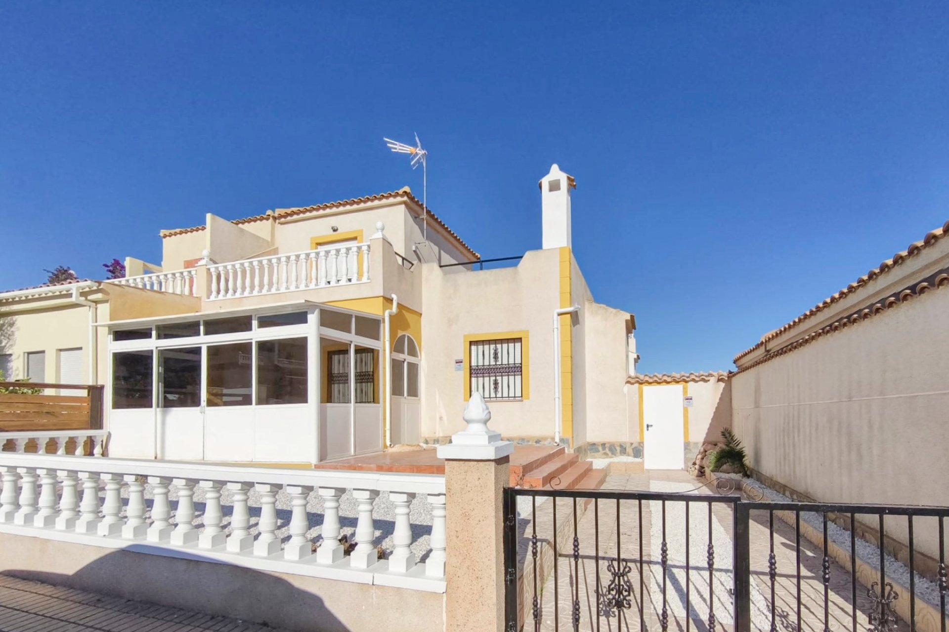 Återförsäljning - Bungalow -
Orihuela Costa - Los Altos