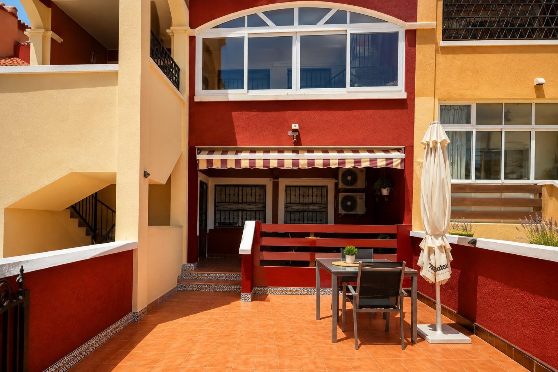 Återförsäljning - Bungalow -
Orihuela Costa - Los Altos