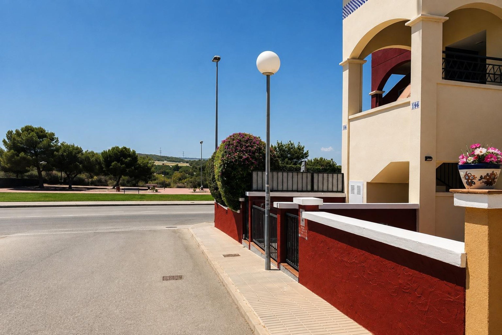 Återförsäljning - Bungalow -
Orihuela Costa - Los Altos
