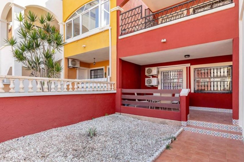 Återförsäljning - Bungalow -
Orihuela Costa - Los Altos