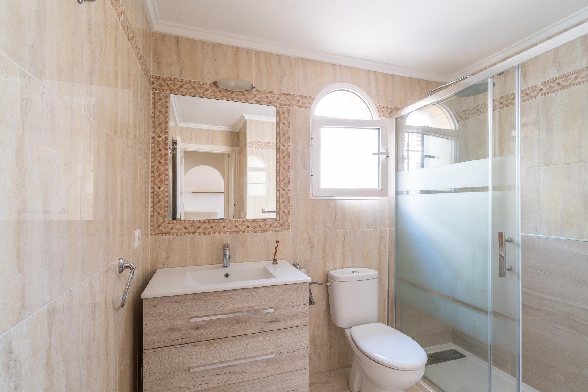 Återförsäljning - Bungalow -
Orihuela Costa - Los Dolses