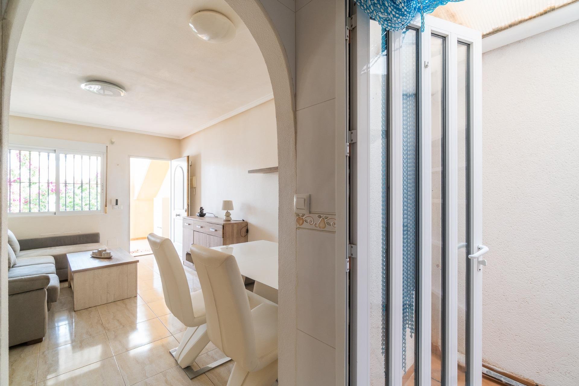 Återförsäljning - Bungalow -
Orihuela Costa - Los Dolses