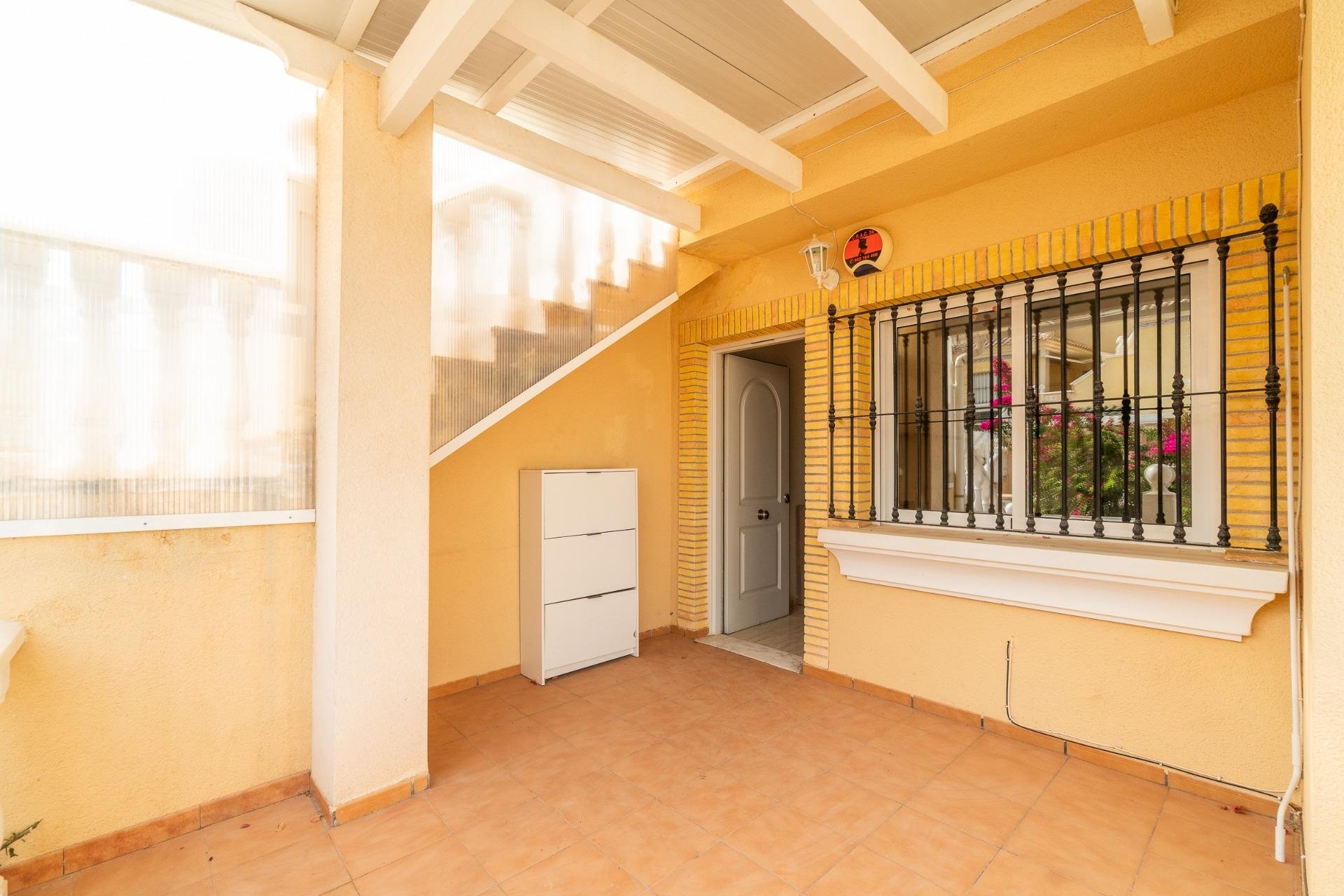 Återförsäljning - Bungalow -
Orihuela Costa - Los Dolses