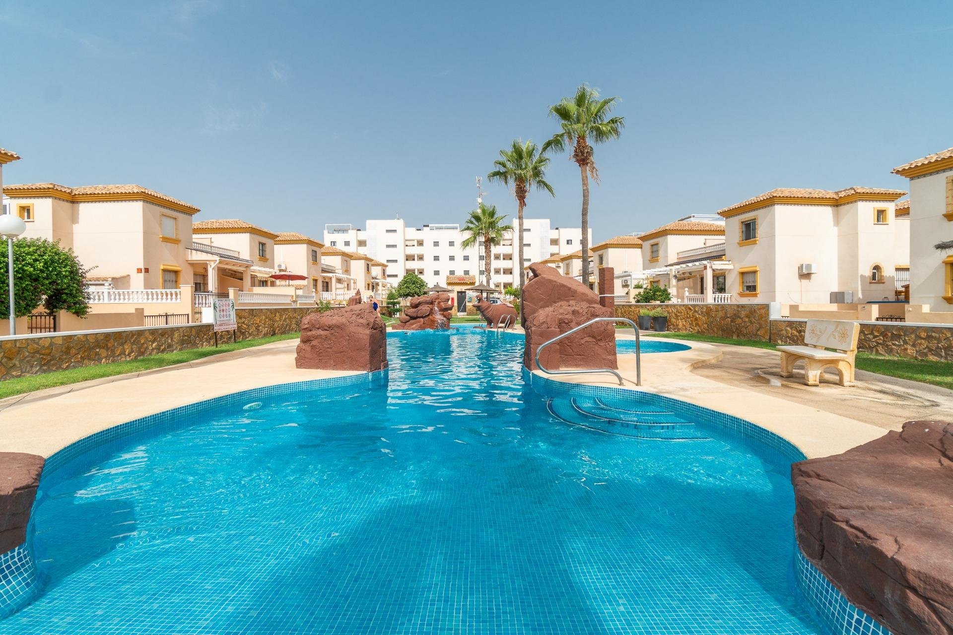 Återförsäljning - Bungalow -
Orihuela Costa - Los Dolses