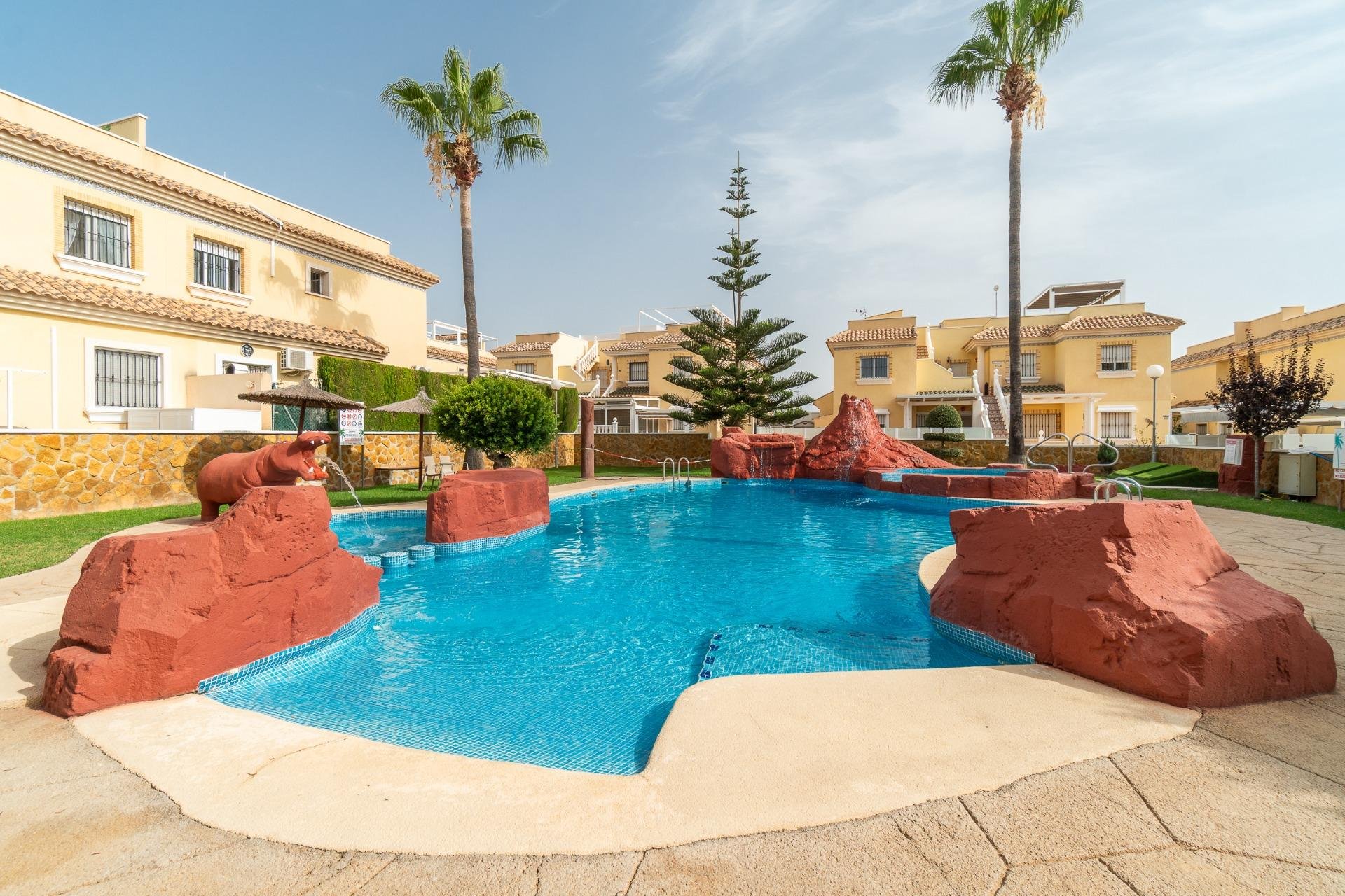Återförsäljning - Bungalow -
Orihuela Costa - Los Dolses