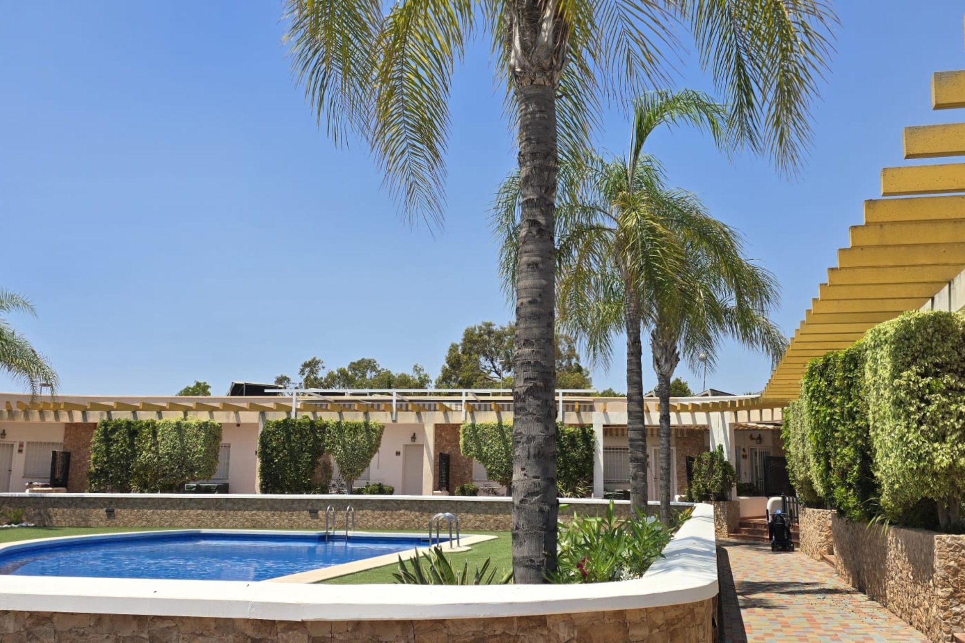 Återförsäljning - Bungalow -
Orihuela Costa - Mil Palmeras